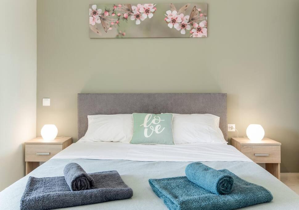 Penthouse Suite In The City Center テッサロニキ エクステリア 写真